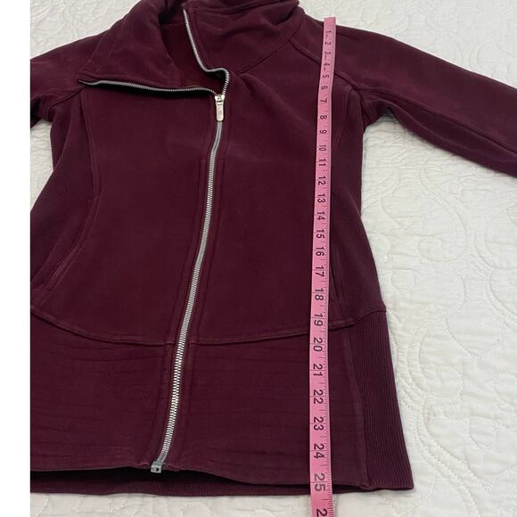 Lululemon Radiant Jacket II Womens Size 4 W4BGCS Garnet Athletic Fall Winter - Picture 3 of 9